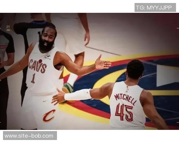 阿特金森称赞哈登在高强度对抗中展现出色侵略性与防守摆脱能力